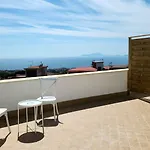 Ξενοδοχείο Sakura 4*