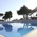 Ξενοδοχείο Sakura 4*