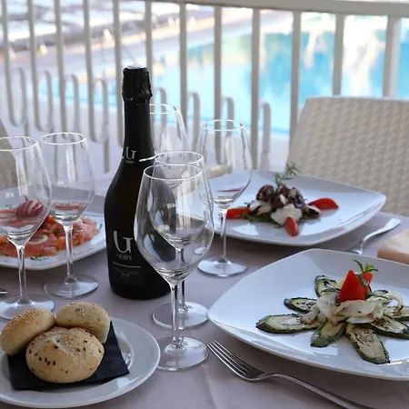 Sakura Hotel Torre del Greco