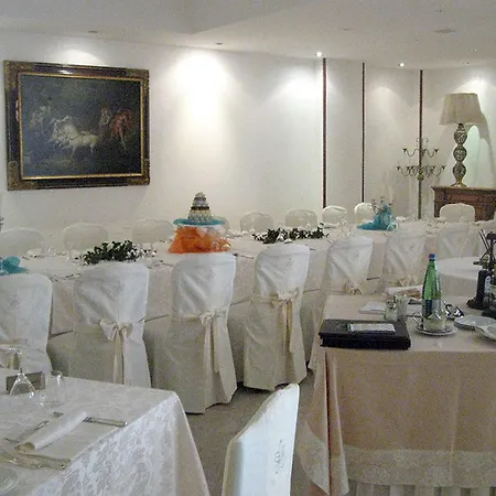Sakura Hotel 4*