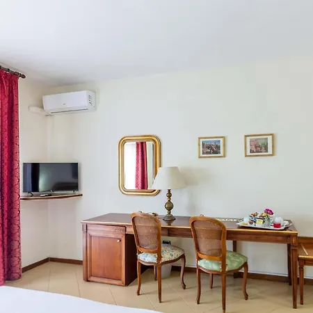 Sakura, Sure Collection By Western Hotel Torre del Greco