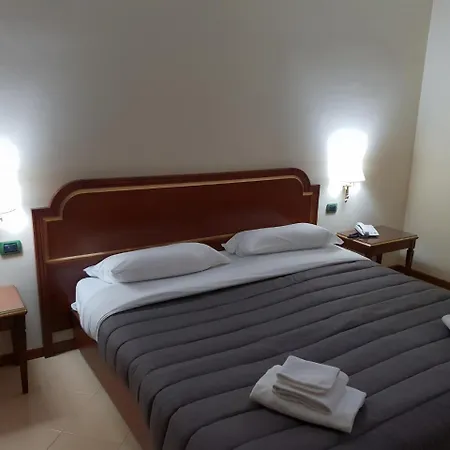 Hotel Sakura Torre del Greco